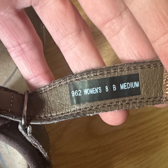 OrthoFeet size 8 Malibu leather Women's Brown Sandals - Picture 2 of 12